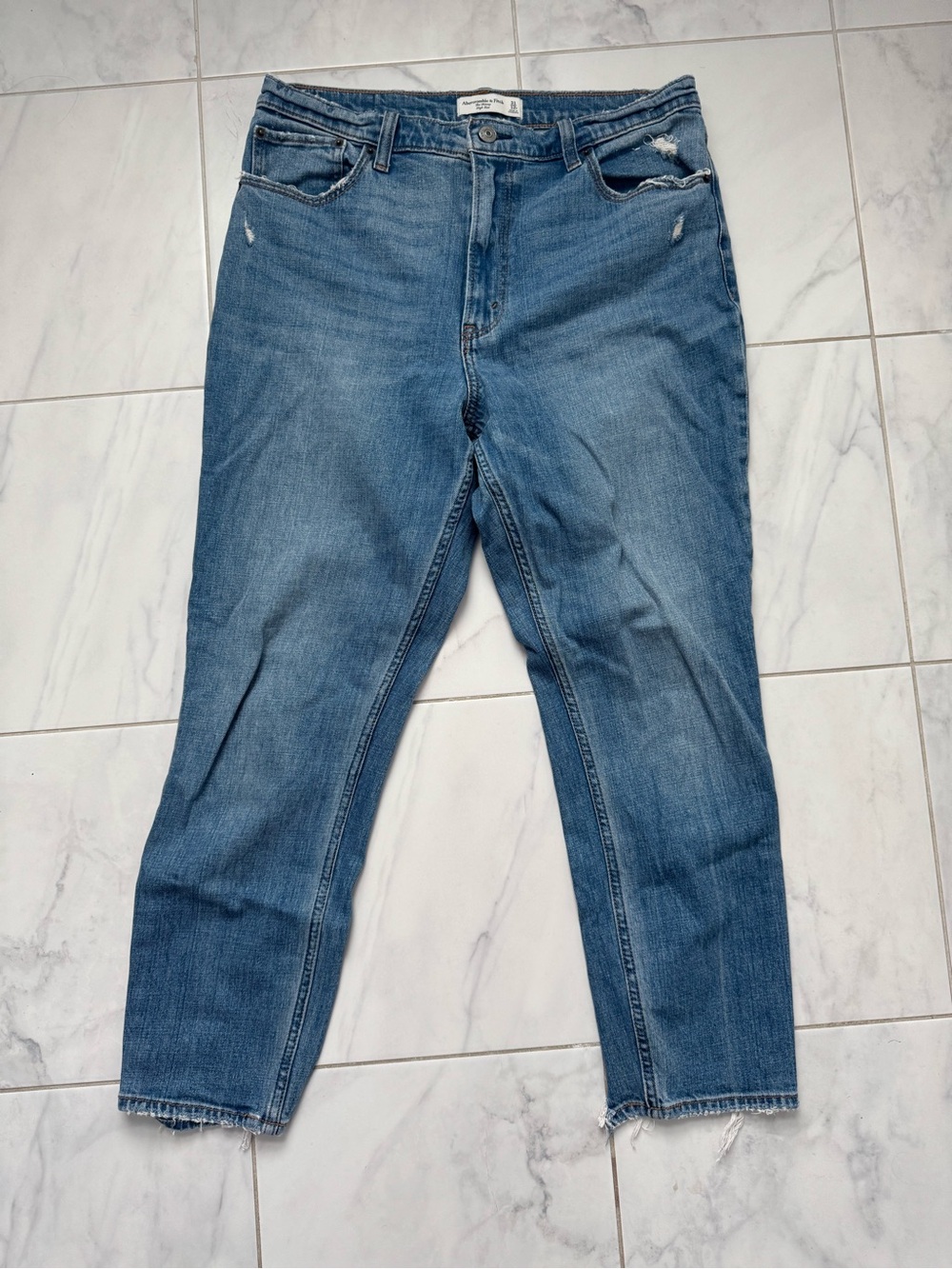Abercrombie High Rise Skinny Jeans Raw Hem Women’s 31/12R